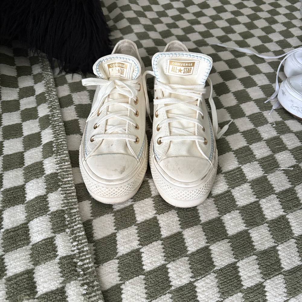 Converse All Star Off-White Sneakers